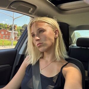 Meet your Posher, Ally